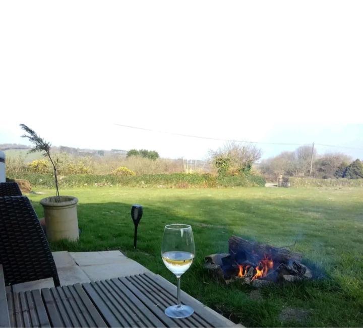 Treguth Glamping Unique Experience - Themed Huts Hotel Saint Day Eksteriør billede