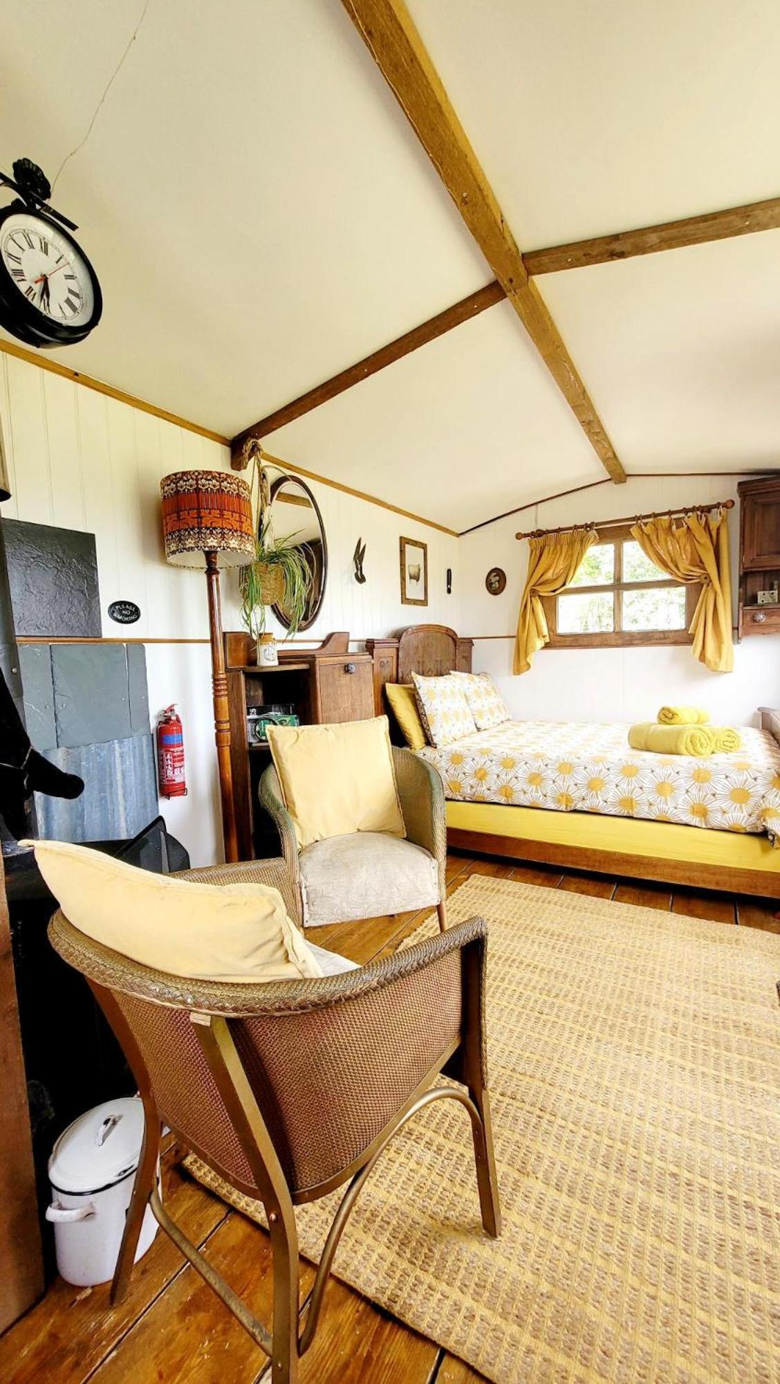 Treguth Glamping Unique Experience - Themed Huts Hotel Saint Day Eksteriør billede